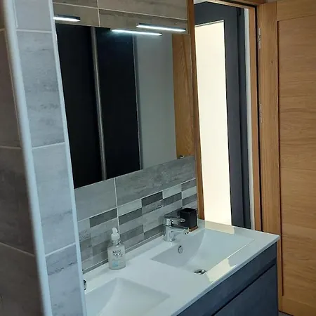 Villa Provence, Uzes, Climatisee 8 Pers Avec Piscine Privee