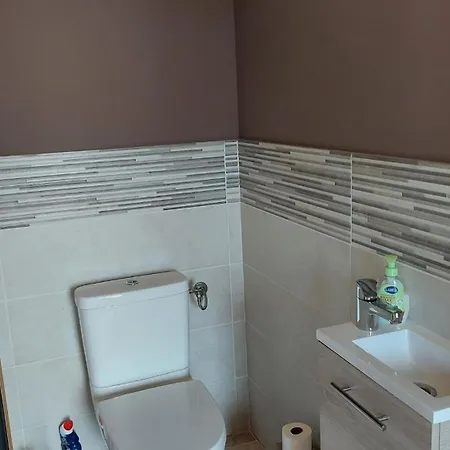 Provence, Uzes, Climatisee 8 Pers Avec Piscine Privee *