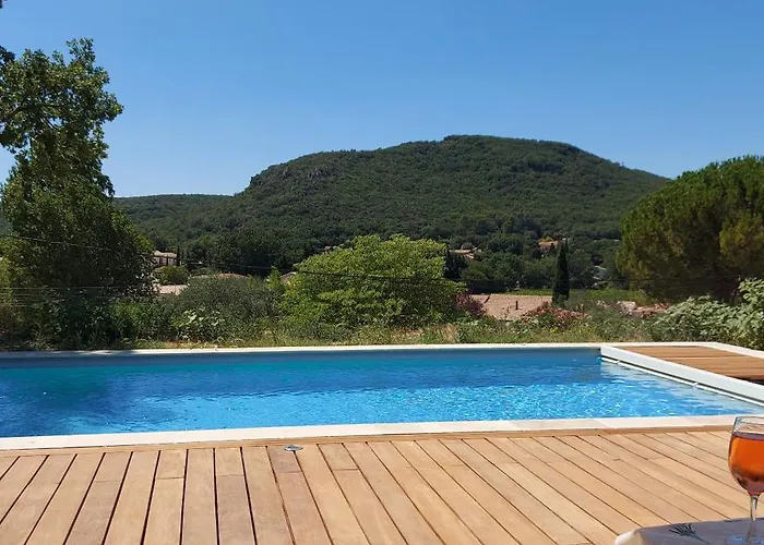 Provence, Uzes, Climatisee 8 Pers Avec Piscine Privee * Gaujac (Gard)